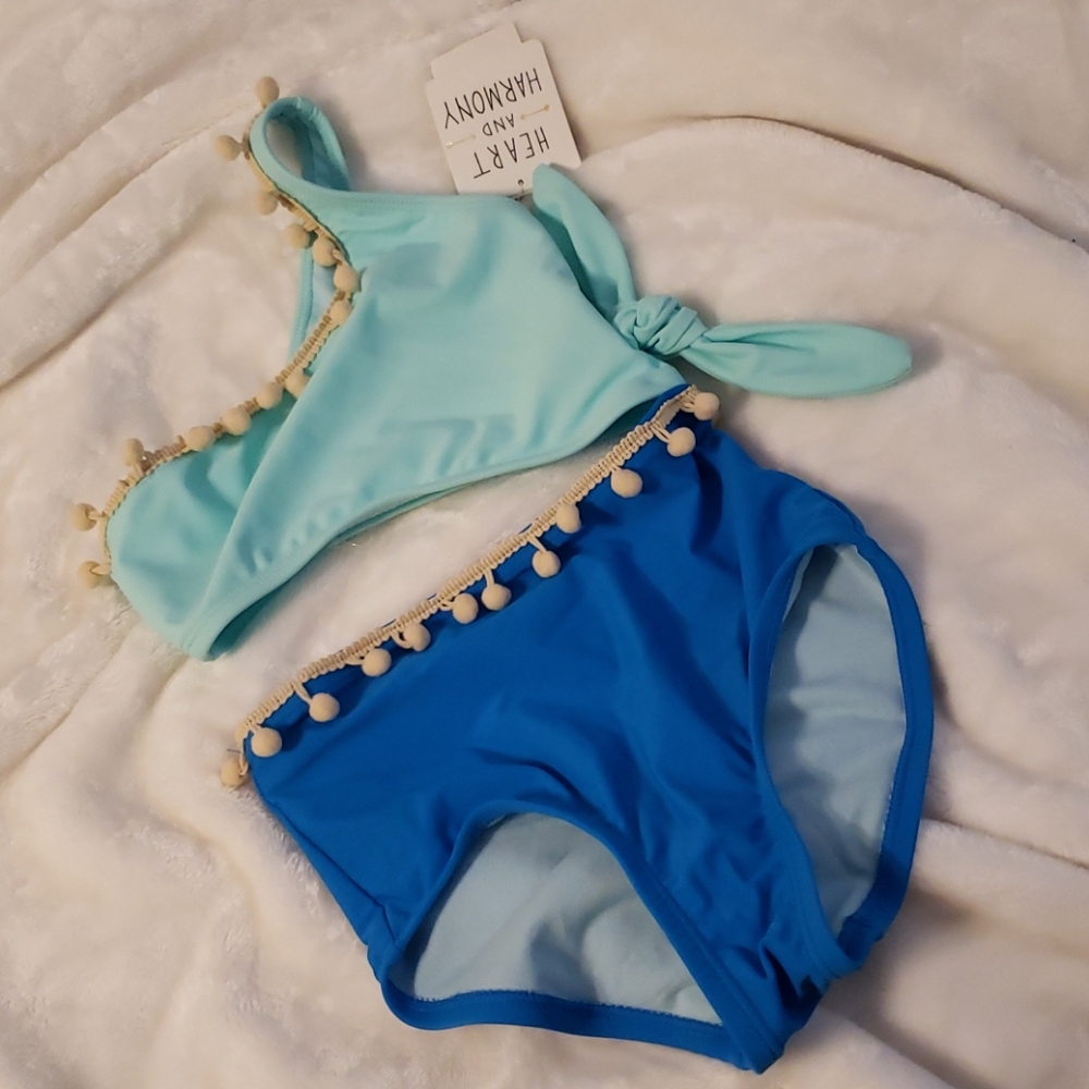 NWT girls swimsuit size 7